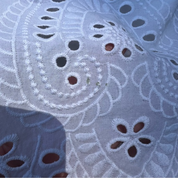 Girls White Lace Eyelet Blouse - Picture 10 of 10